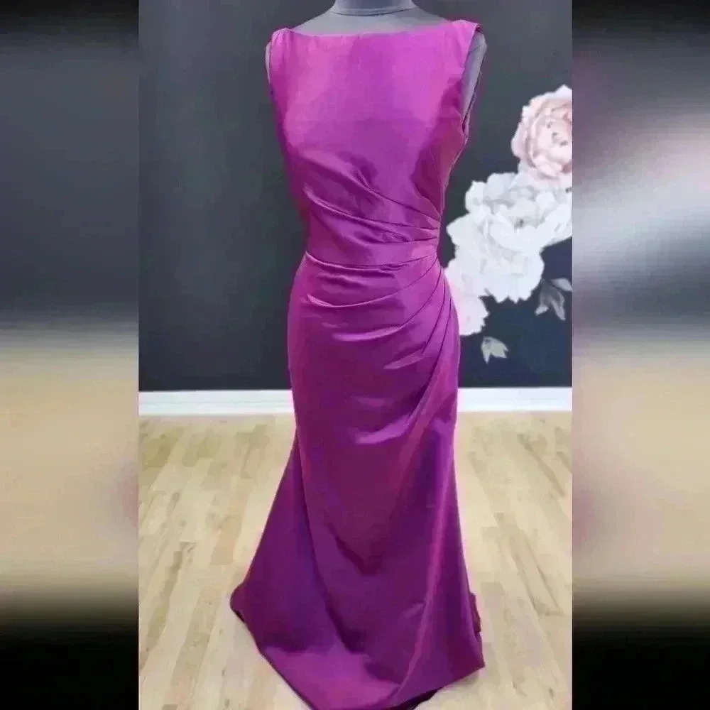 PROM or wedding / bridesmaid gown size 14